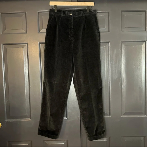 L.L. Bean Women's 10 Regular Black Corduroy Pants Cotton Spandex(g) - Picture 1 of 7